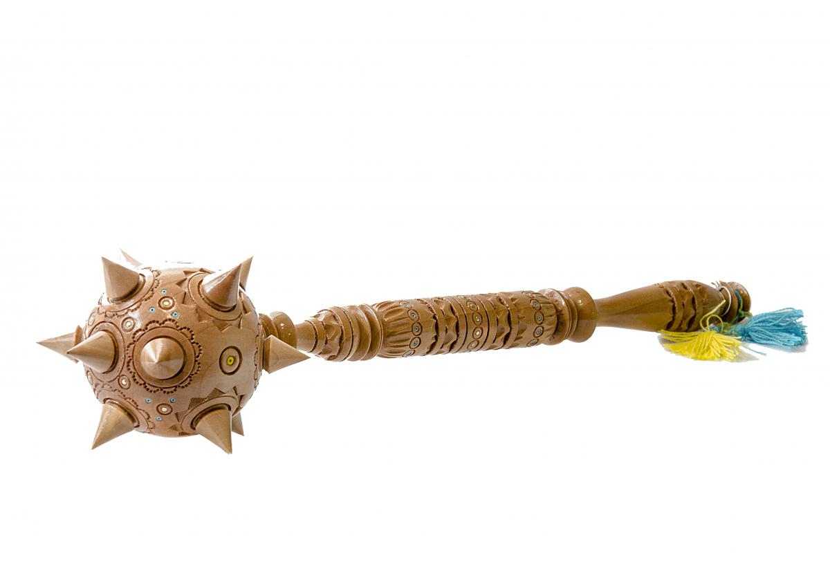 Фигурки и тематические сувениры.