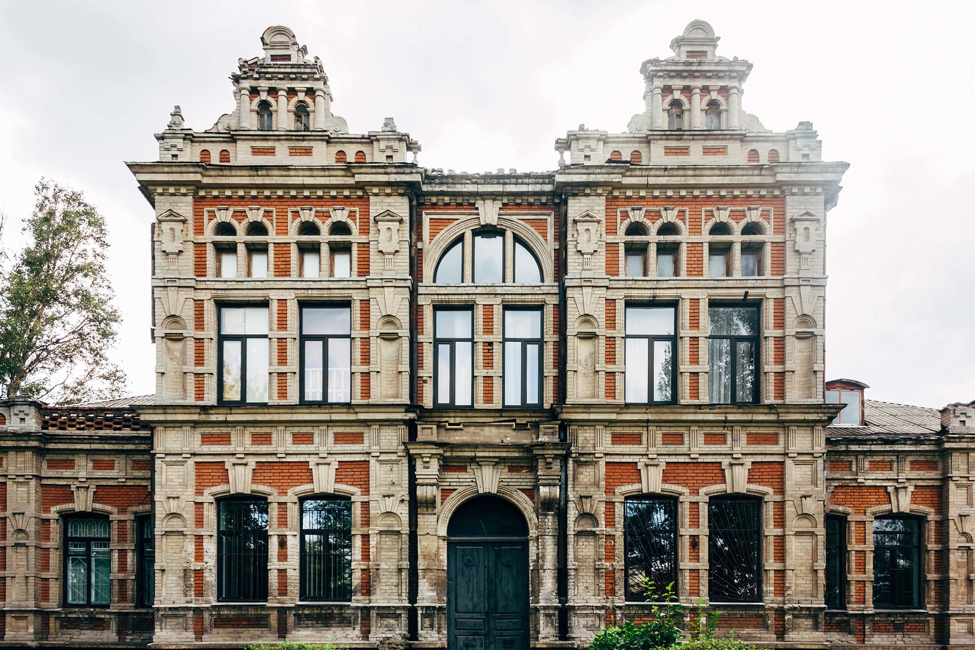 Здание школы для девочек Медхеншуле.