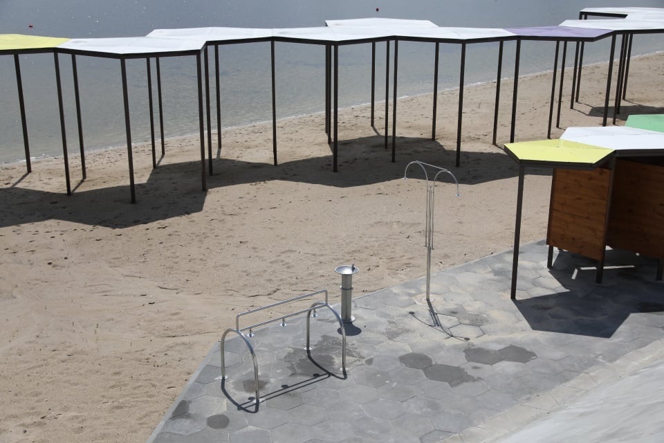 Полюбуйся: на Правобережном пляже заканчивают реконструкцию (фото) фото 1