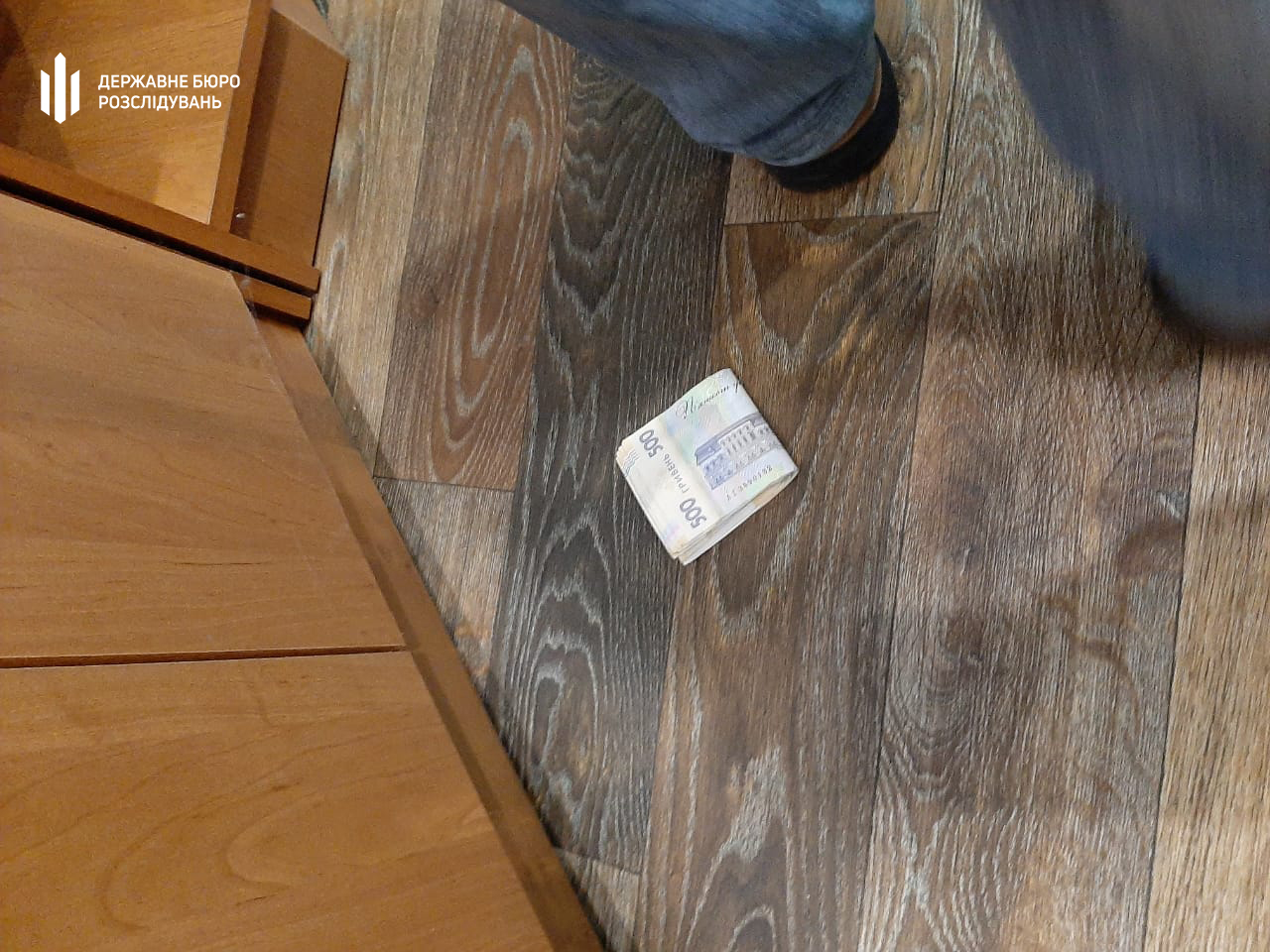 Во время получения очередной взятки - фото: ГБР