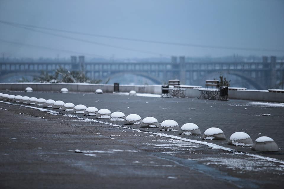 Первый снег в Запорожье / фото: Максим Горский