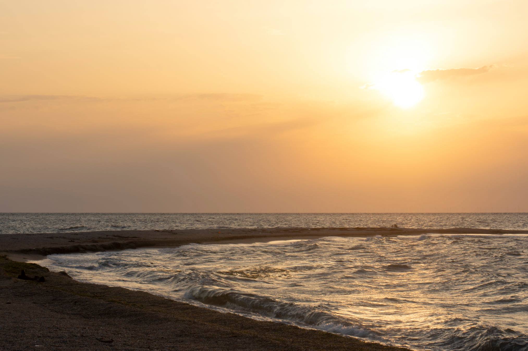 Красивый закат на море - фото: fb Alexandr Arhipov