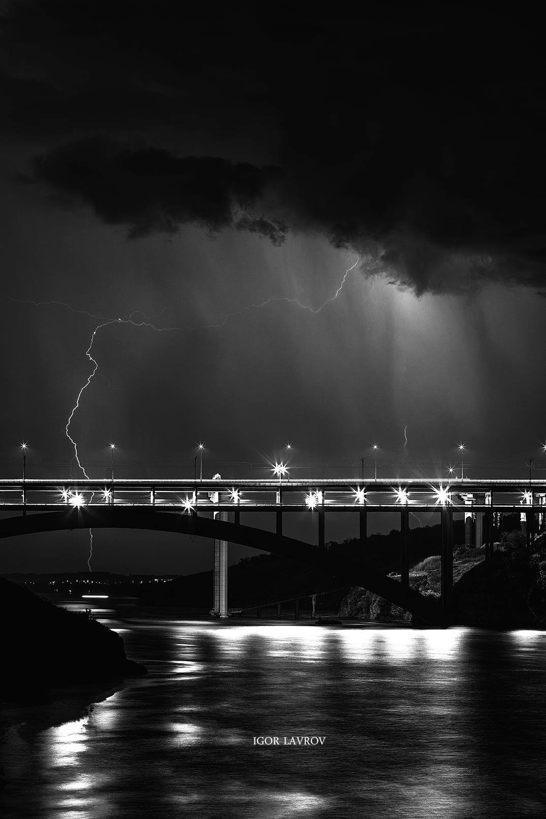 Молния в Запорожье - фото: fb Игорь Лавров