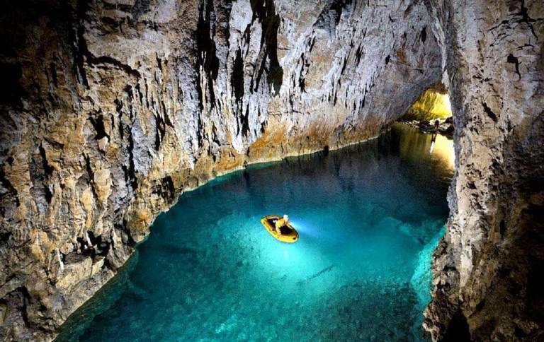 Оптимистическая пещера одна из самых красивых пещер Тернопольщины - || фото: travel.rbc.ua