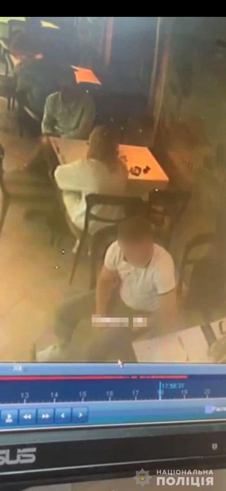 В кафе у посетительницы украли деньги / фото: ГУ НП