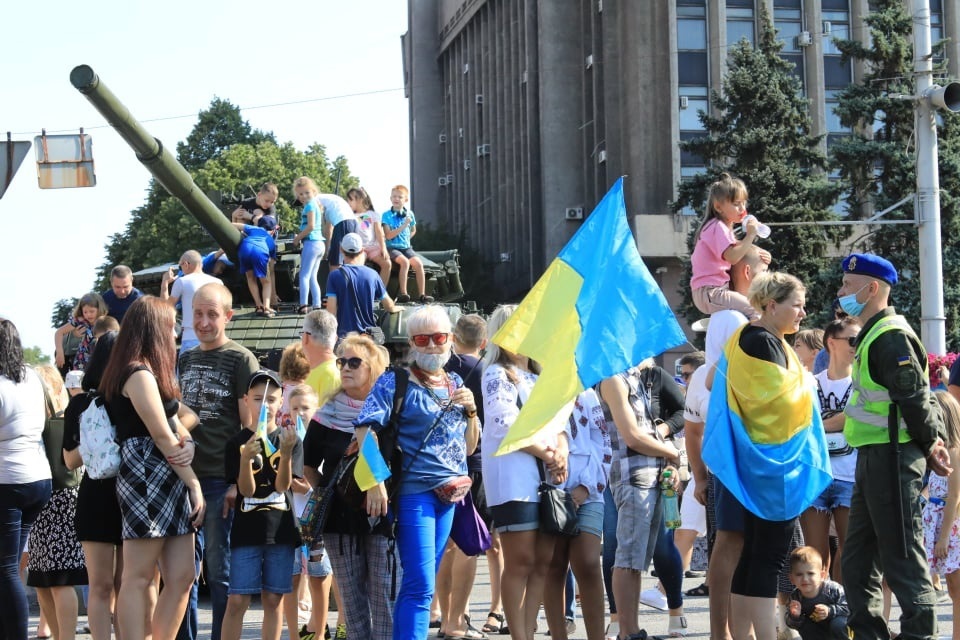 Новости запорожья. Запорожье парад независимости. Городские новости Запорожье.