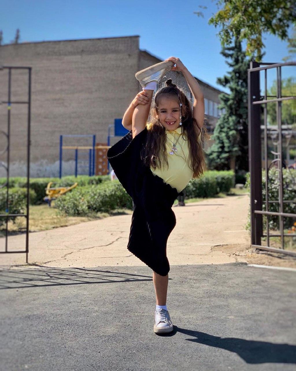 Пустите гимнасток в зал / фото: milankababe