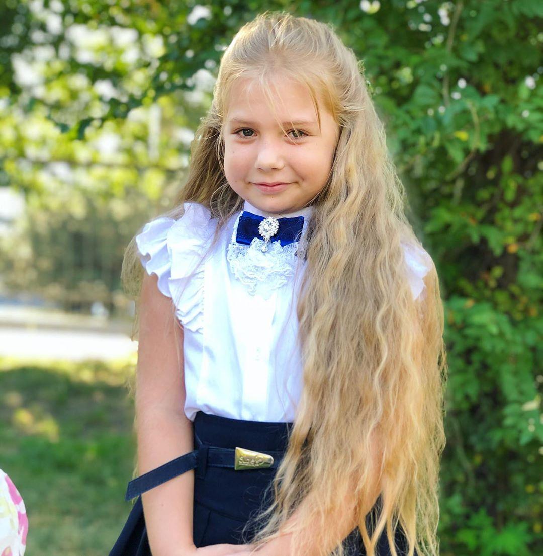 Самая милая второклассница / фото: alinka_mom_2girls