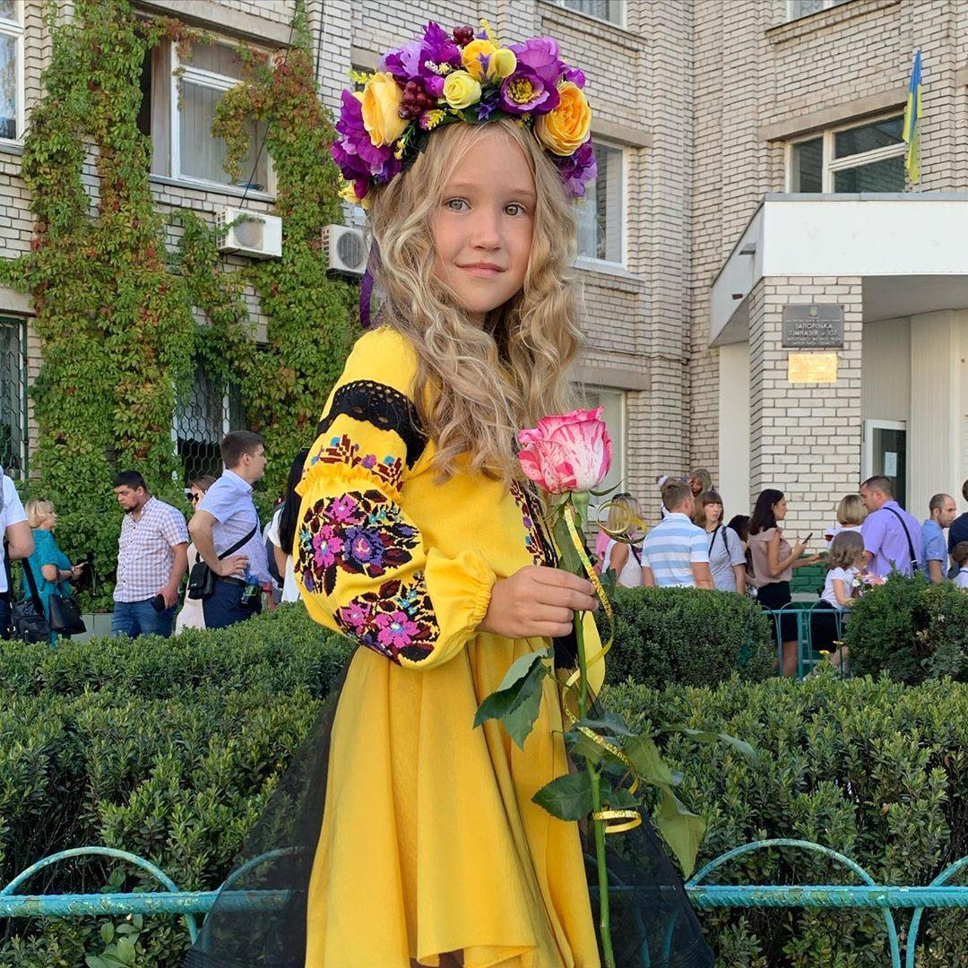 Прекрасная первоклассница / фото: natashanatalya33