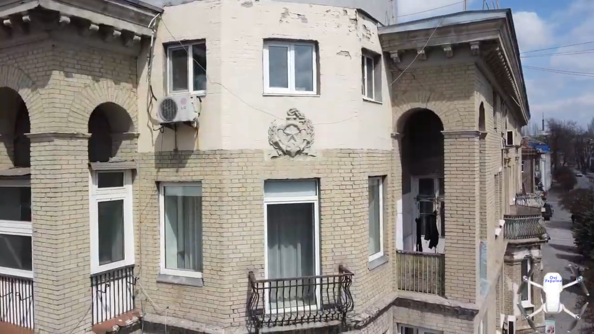 В Запорожье можно увидеть необычный дом - фото: Очі України