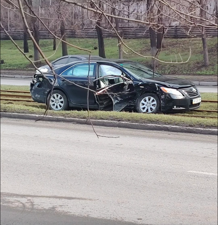 Жесткая авария в Запорожье / фото: tg Это Запорожье