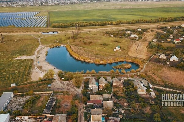 С высоты: как выглядит Мелитопольская СЭС и озеро Горячка (фото) фото 6