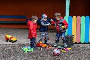 Без ковров и мягких игрушек: как в Запорожье работают детские сады (фото) фото 7