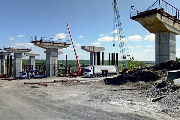 Работа кипит: как идет строительство запорожских мостов (фото) фото