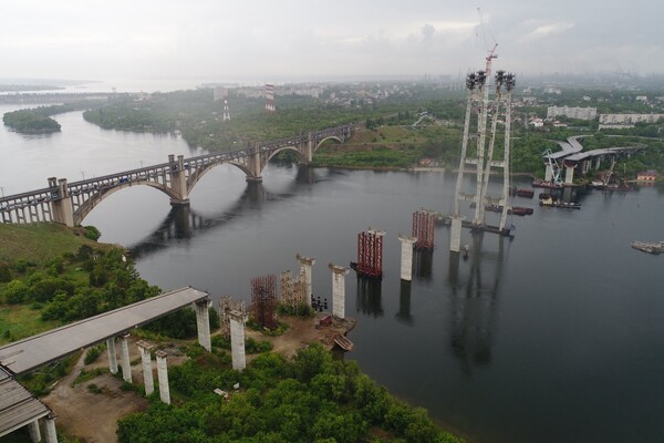 Взгляни с высоты: как движется строительство запорожских мостов (фото, видео) фото 6
