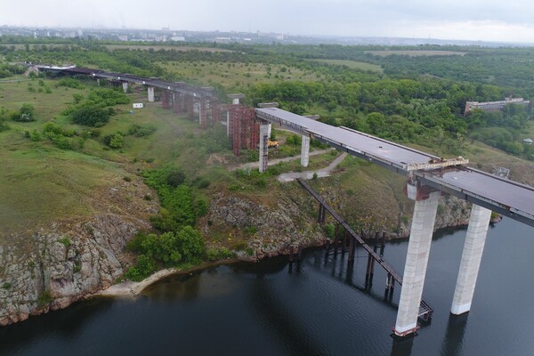 Взгляни с высоты: как движется строительство запорожских мостов (фото, видео) фото 18