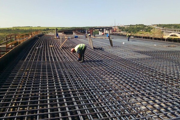 Работы кипят: как проходит строительство запорожских мостов (фото) фото 2