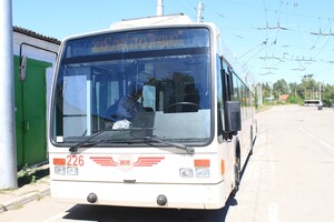 Доедут все: на какой маршрут выйдет новый троллейбус-гармошка фото 1