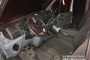 Ничего себе: под Мелитополем расстреляли микроавтобус фото 3