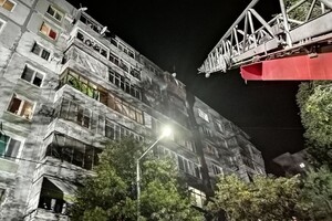 Масштабный пожар на Бабурке: пожарные спасли два десятка жильцов (фото) фото 4