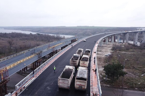 Испытали на прочность: запорожский мост прошел проверку фото