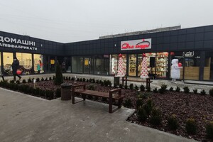 Даже зона отдыха есть: на Бородинском появился новый торговый комплекс (фото) фото 6