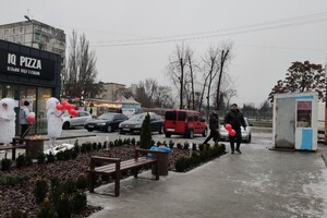 Даже зона отдыха есть: на Бородинском появился новый торговый комплекс (фото) фото 7