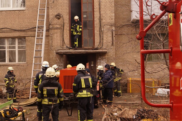Все в дыму: в доме на Жуковского произошел пожар (фото) фото 7