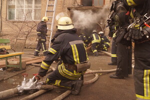 Все в дыму: в доме на Жуковского произошел пожар (фото) фото 10