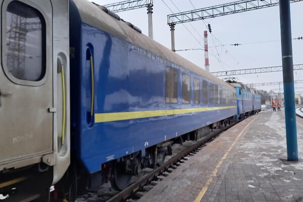 С душем и туалетом: как выглядит элитный вагон в запорожском поезде фото 3