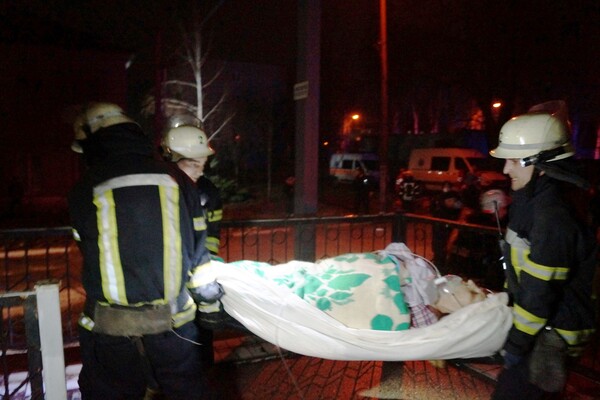 Пожар в Запорожской областной инфекционной больнице: погибли четверо людей (фото, видео) фото 3