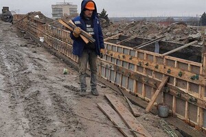 Работа кипит: как продвигается реконструкция Запорожской площади фото 2