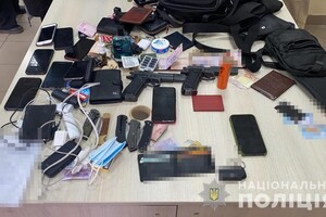 2 миллиона в месяц: в Запорожье задержали мошенников, обустроивших call-центр фото 2
